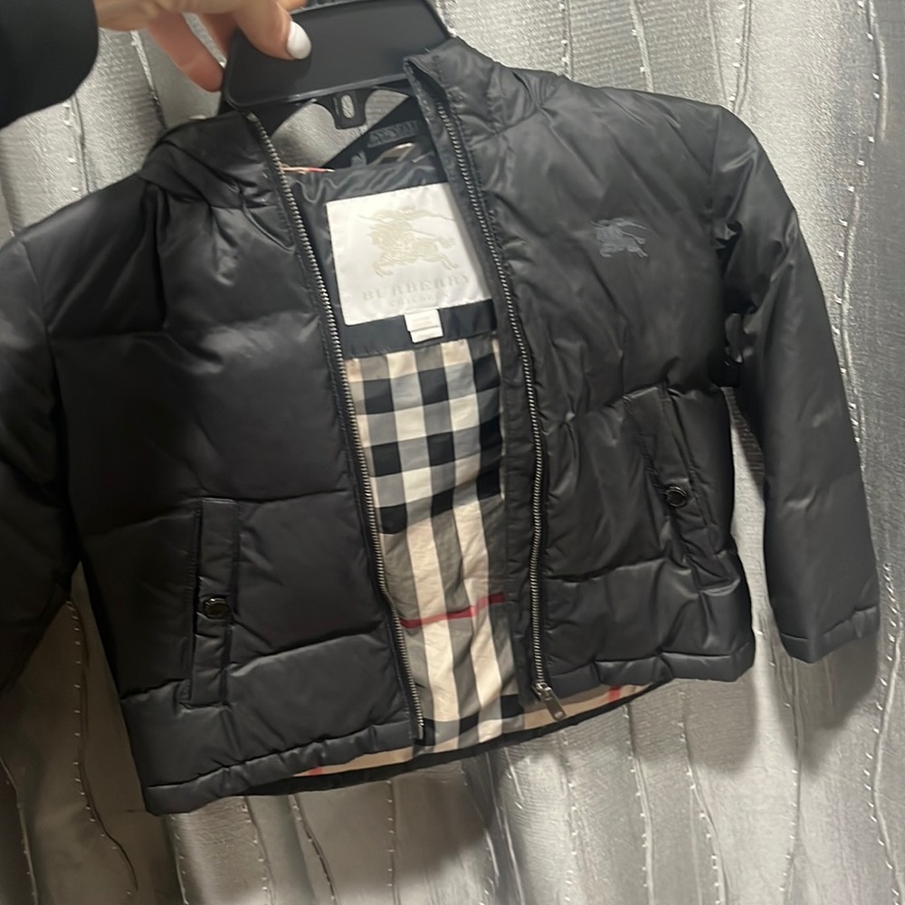Burberry boys Puffer coat size 3Y